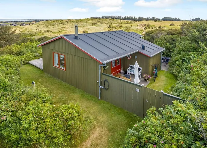 Nikolce - 500m From The Sea By Interhome